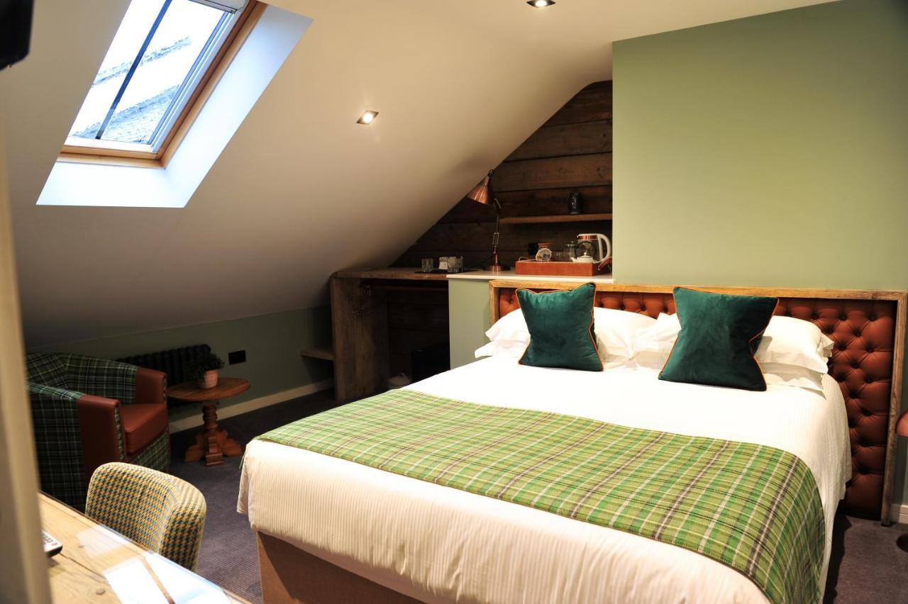 The Tal-Y-Cafn Hotel คอนวี ภายนอก รูปภาพ