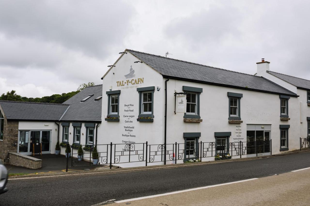 The Tal-Y-Cafn Hotel คอนวี ภายนอก รูปภาพ